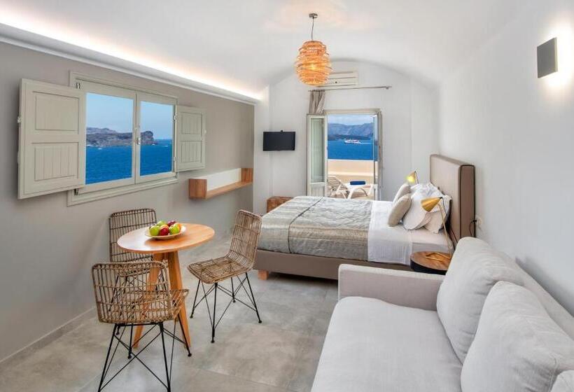 سوئیت جونیور با چشم‌انداز, Kokkinos Villas