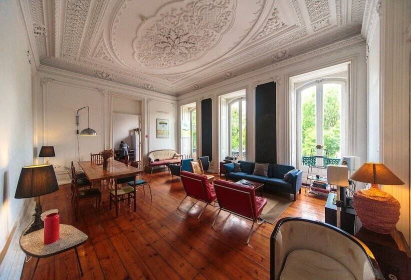 Quarto standard, Independente Príncipe Real
