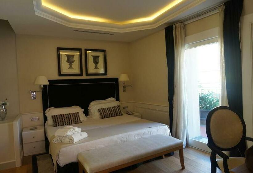 סוויטה, Trevi Palace Luxury Inn