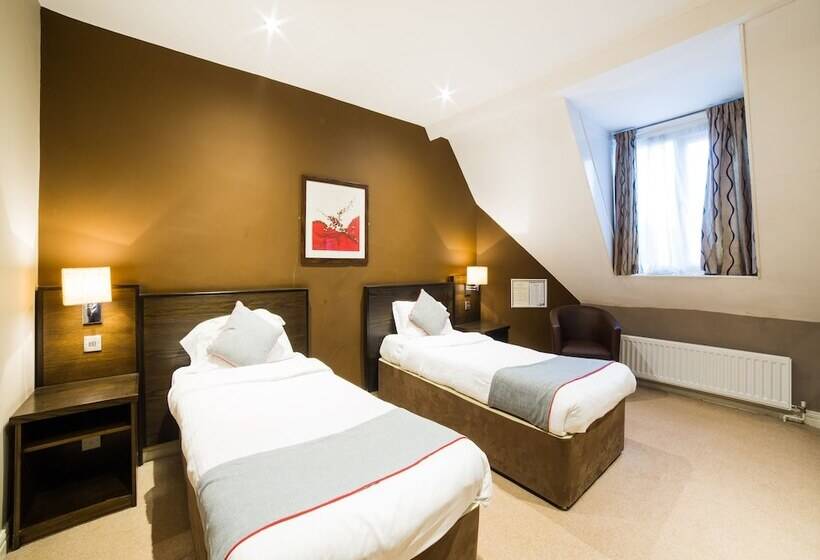 اتاق استاندارد, Hotel Majestic