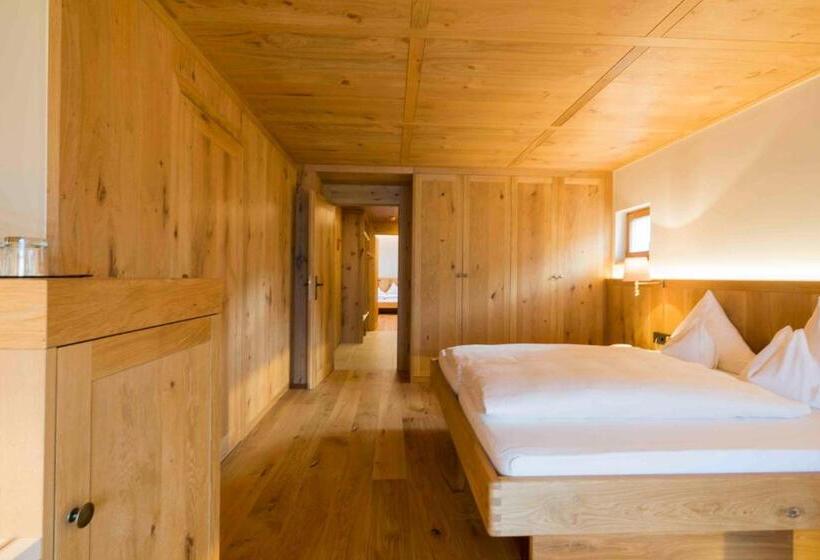 Семейные Апартаменты, Montafoner Hof