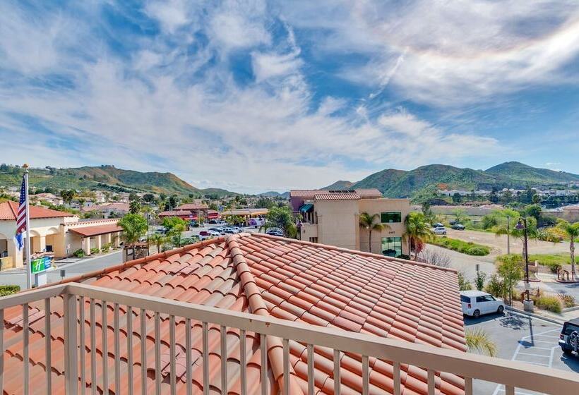 Люкс, Holiday Inn Express Hotel & Suites Lake Elsinore, An Ihg