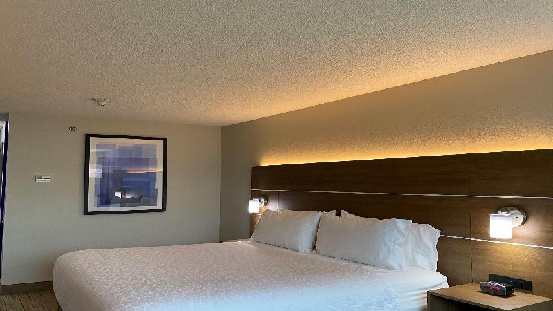 Стандартный Номер Кровать Кинг, Holiday Inn Express Hotel & Suites Somerset Central, An Ihg