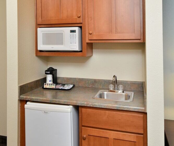 Люкс, Holiday Inn Express Hotel & Suites Saint Joseph, An Ihg
