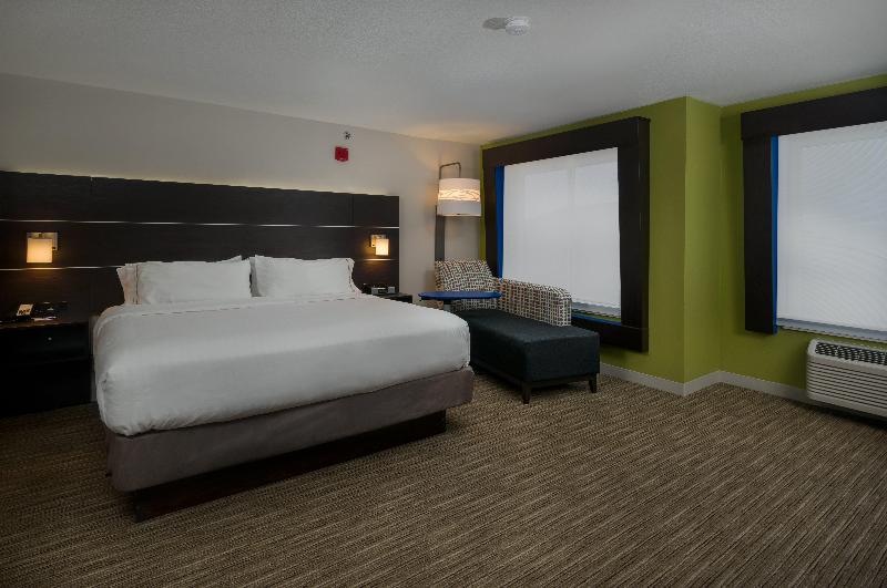سوئیت با تخت بزرگ, Holiday Inn Express Lawrence, An Ihg