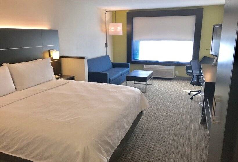 장애인을 위한 스위트, Holiday Inn Express & Suites Tracy, An Ihg