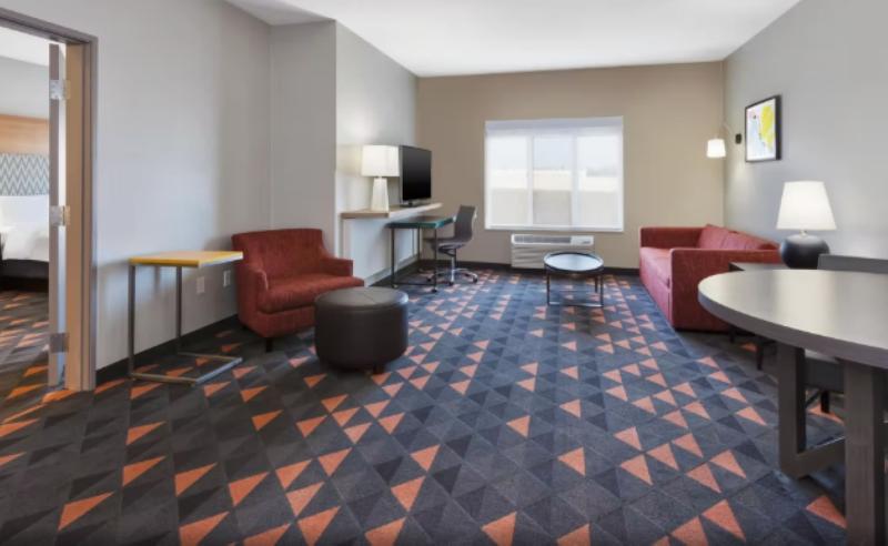Люкс Кровать Кинг, Holiday Inn Grand Rapids   South, An Ihg