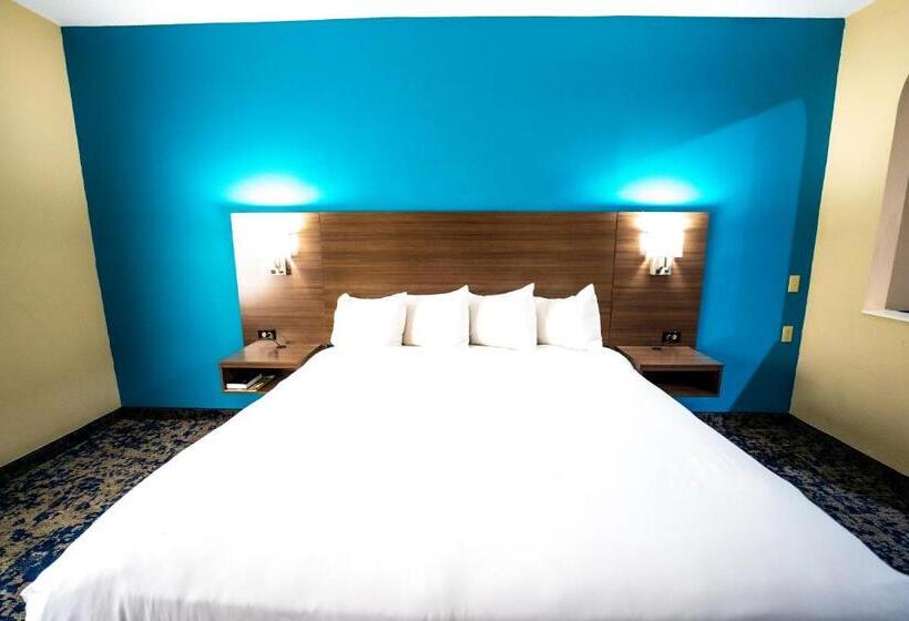 Люкс Кровать Кинг, Quality Inn & Suites