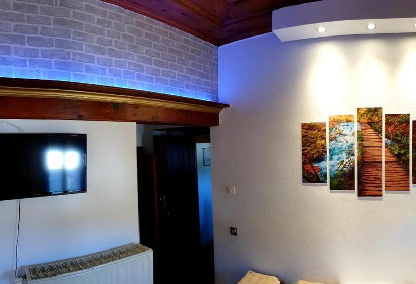 Четырехместный Номер Классик, Astraka Guesthouse I