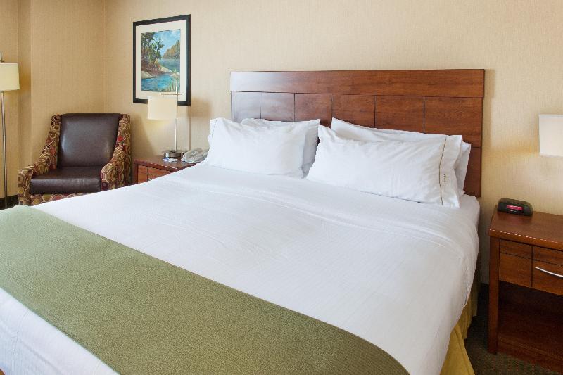 Стандартный Номер Кровать Кинг, Holiday Inn Express Hotel & Suites Portland Northwest Downtown, An Ihg