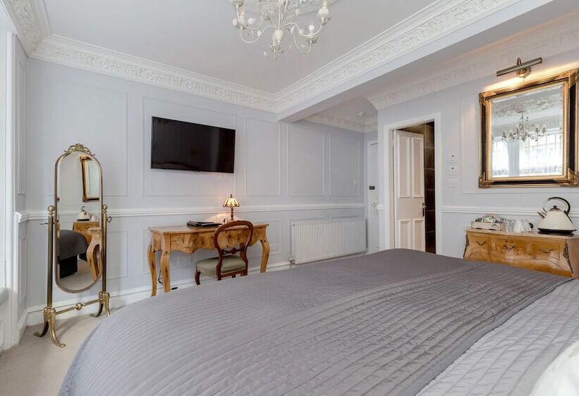 اتاق سوپریور, The Alamo Guest House