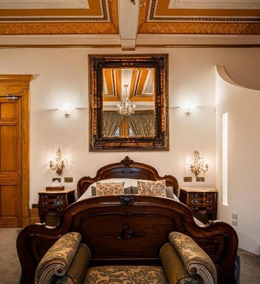 اتاق دلوکس با چشم‌انداز پارک, The Alamo Guest House