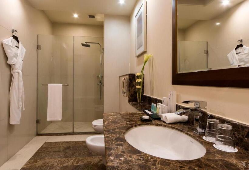 اتاق خانوادگی, Concorde Hotel Doha