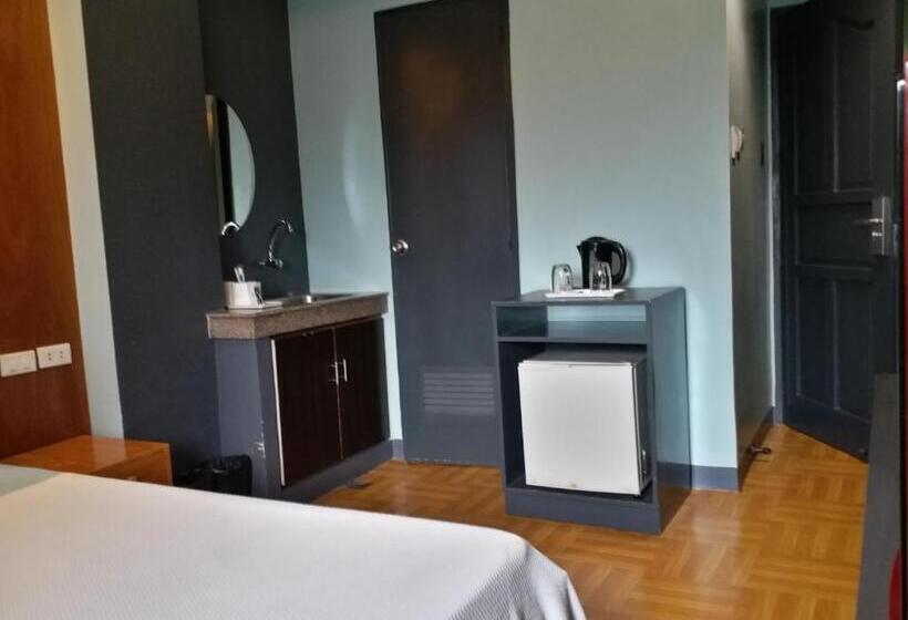 غرفة ديلوكس, Leesons Residences