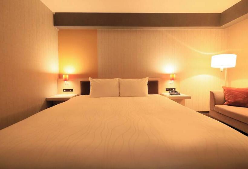 Номер Deluxe, Richmond Hotel Narita
