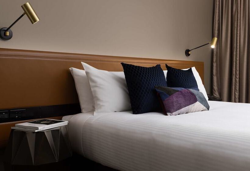 Номер Стандарт, Rydges Campbelltown