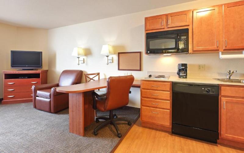 Студио Стандарт Кровать Кинг, Candlewood Suites Fayetteville, An Ihg