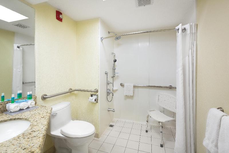 Люкс Кровать Кинг, Holiday Inn Express Hotel & Suites Rock Springs Green River, An Ihg