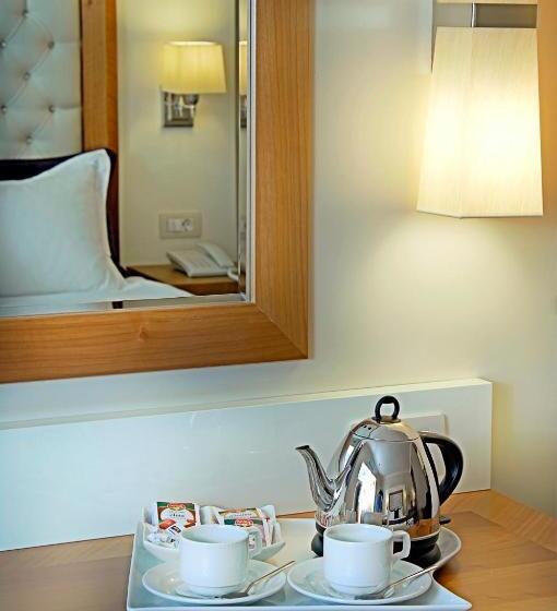 اتاق استاندارد یک نفره, Tugcu Hotel Select