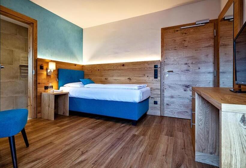 Номер Стандарт Индивидуальный, Stadthotel Eggerbräu