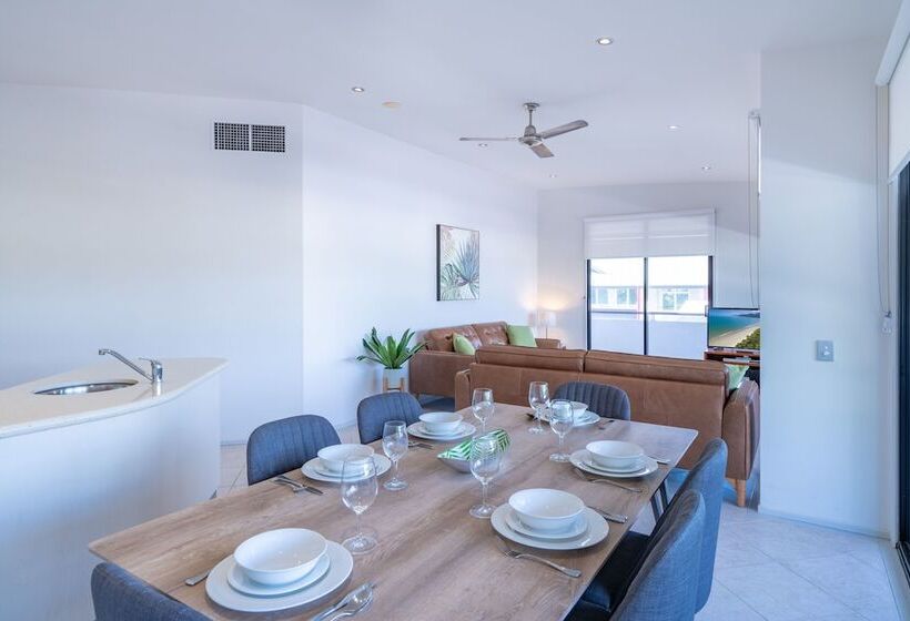 침실 3개 아파트, Saltwater Luxury Apartments