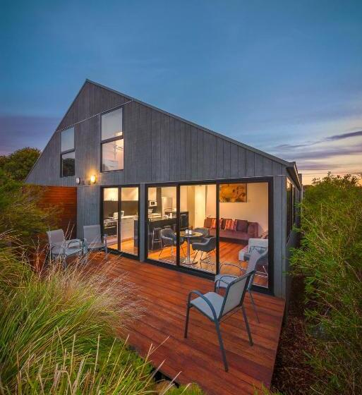 Вилла Deluxe 3 Спальни, Southern Ocean Villas
