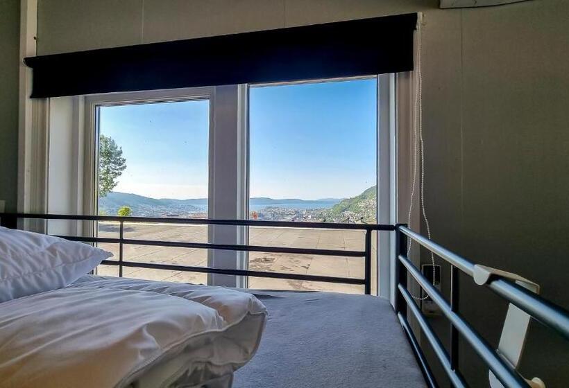 Семейный Номер Совместный Санузел, Bergen Hostel Montana