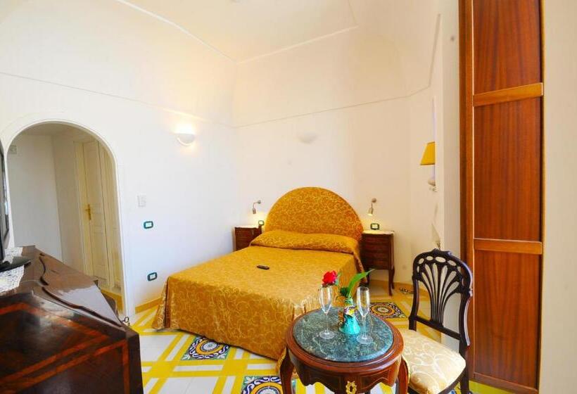 Номер Стандарт с Балконом, Croce Di Amalfi