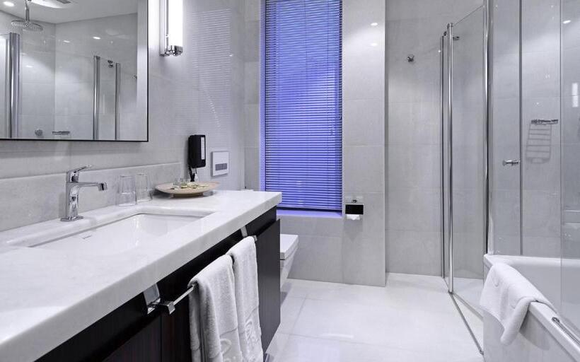 Номер Executive Кровать Кинг, Crowne Plaza Bursa Convention Center & Thermal Spa, An Ihg