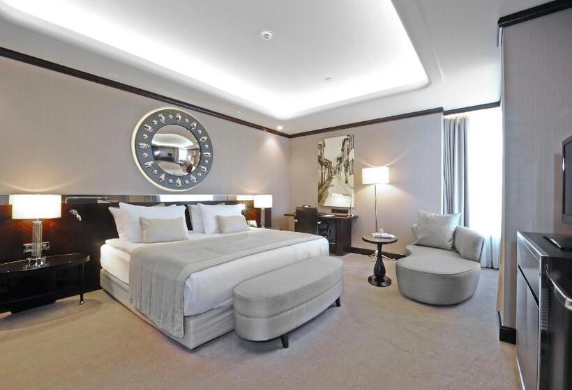 Номер Стандарт, Crowne Plaza Bursa Convention Center & Thermal Spa, An Ihg