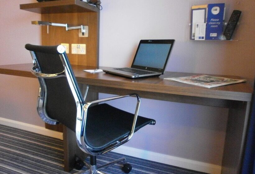 اتاق استاندارد, Holiday Inn Express Dunstable By Ihg