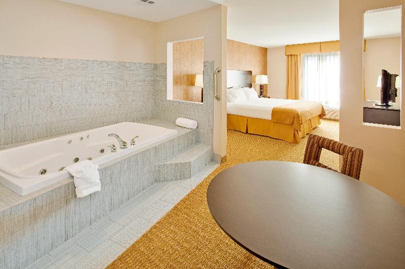 Стандартный Номер Кровать Кинг, Holiday Inn Express Hotel & Suites Lebanon, An Ihg