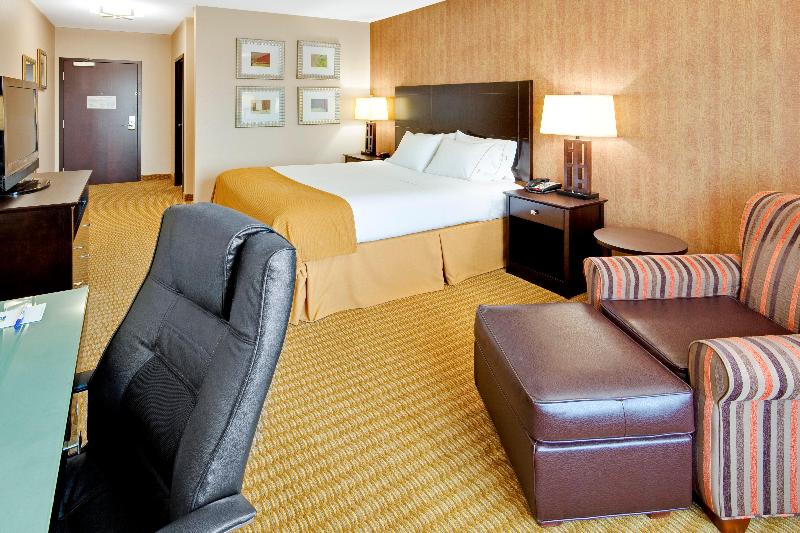 Номер Стандарт, Holiday Inn Express Hotel & Suites Lebanon, An Ihg