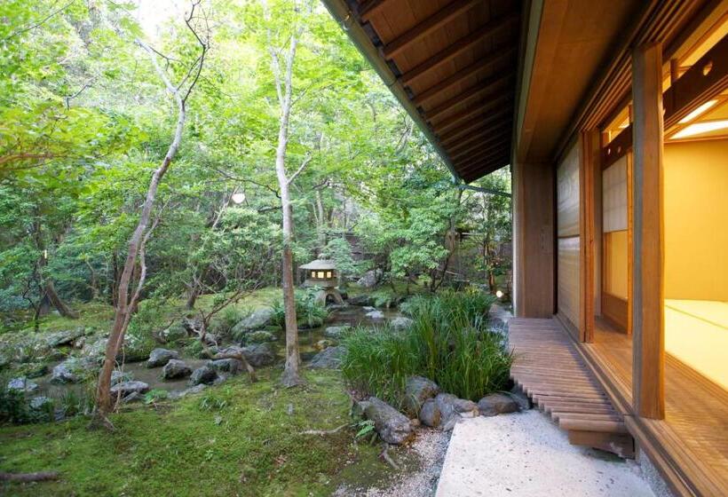 Номер Deluxe, Unzen Hanzuiryo By Onko Chishin