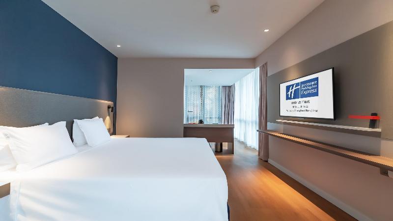 Люкс Кровать Кинг, Holiday Inn Express Hotel & Suites Raton, An Ihg