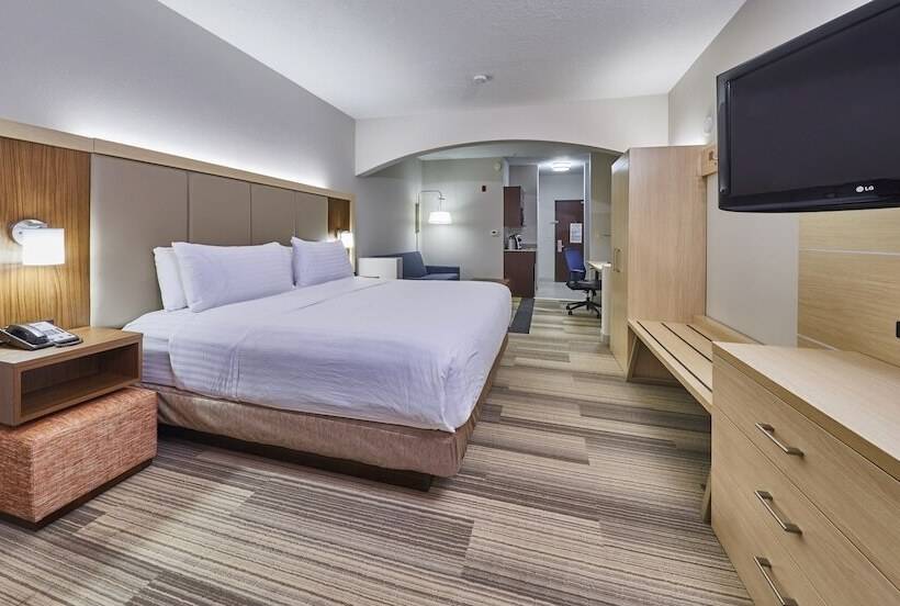 سوئیت برای معلولان, Holiday Inn Express Hotel & Suites Medford Central Point, An Ihg