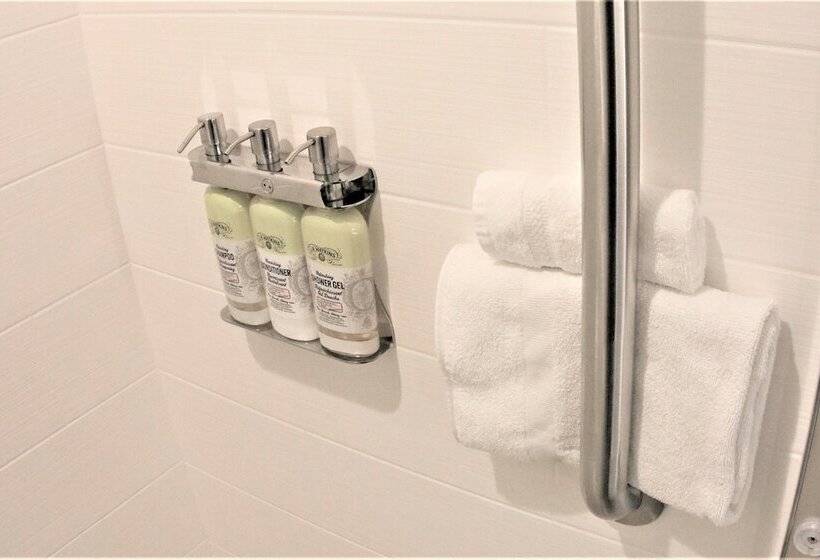 סוויטה, Holiday Inn Express & Suites Cheney, An Ihg