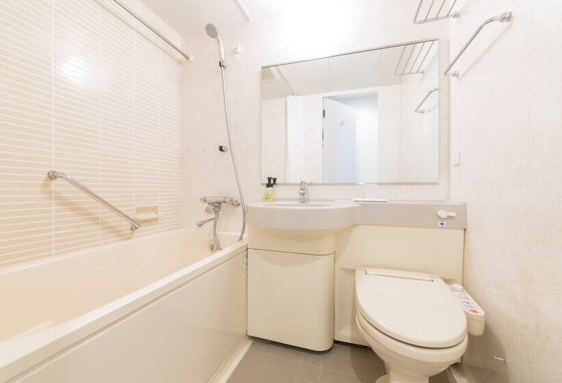 Номер Премиум, Tokyu Stay Aoyama Premier