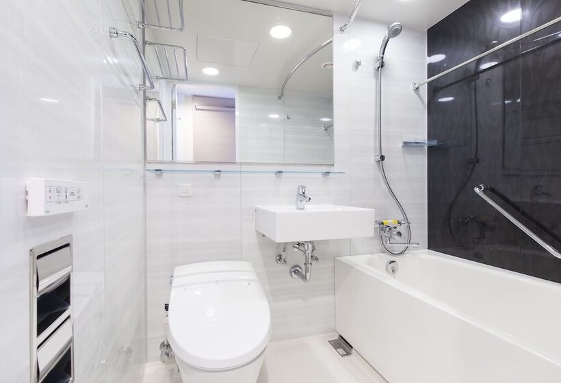 Номер Стандарт, Tokyu Stay Shimbashi  Ginza Area