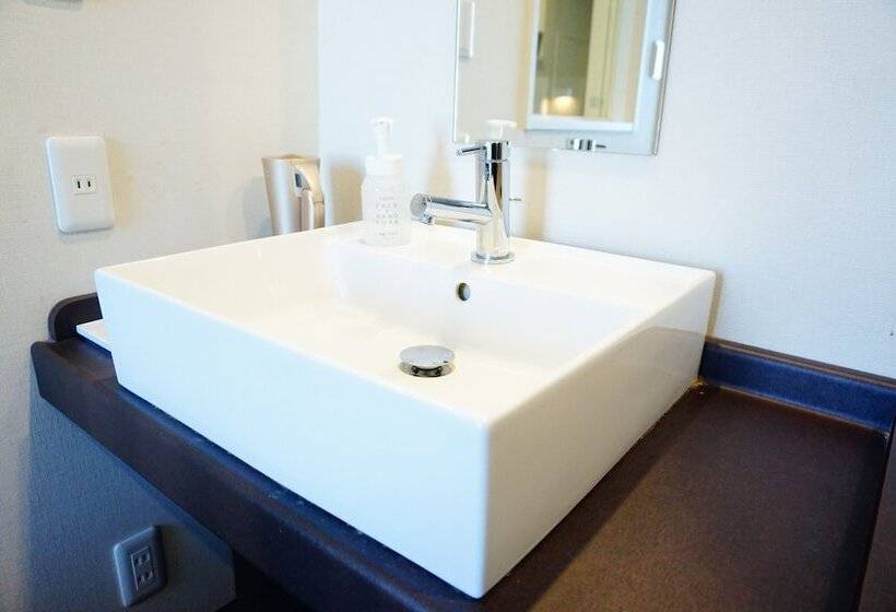 Номер Комфорт, Tokyu Stay Shimbashi  Ginza Area