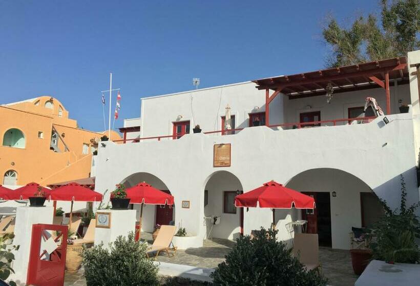 استودیوی استاندارد با چشم‌انداز دریا, Ostria Beach Studios
