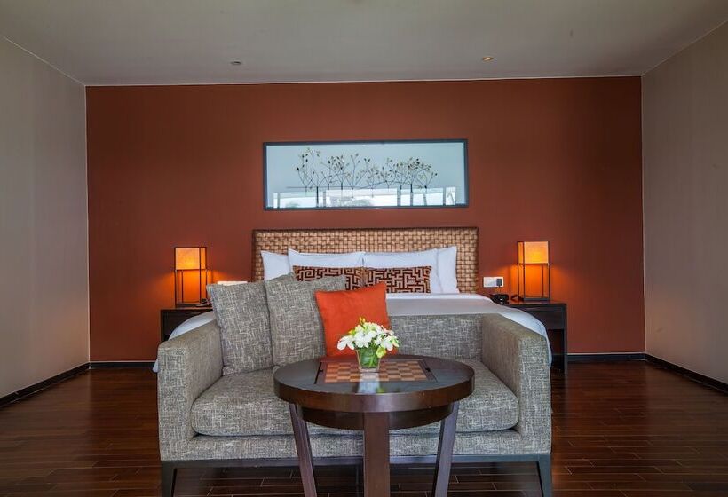 اتاق استاندارد با تخت بزرگ, Phuket Panwa Beachfront Resort