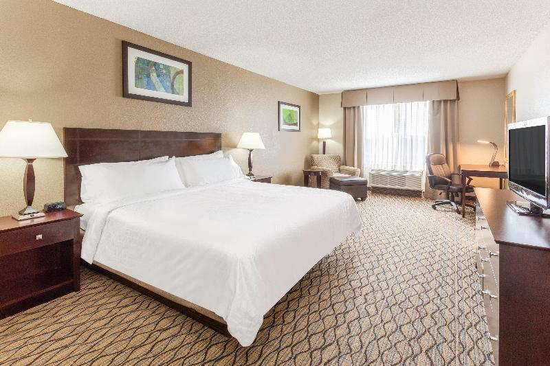 스탠다드 룸 킹사이즈 침대, Holiday Inn Express Charles Town, An Ihg
