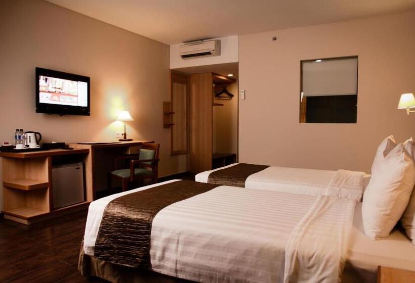 高级大房间, Merapi Merbabu Hotel Yogyakarta Powered By Archipelago