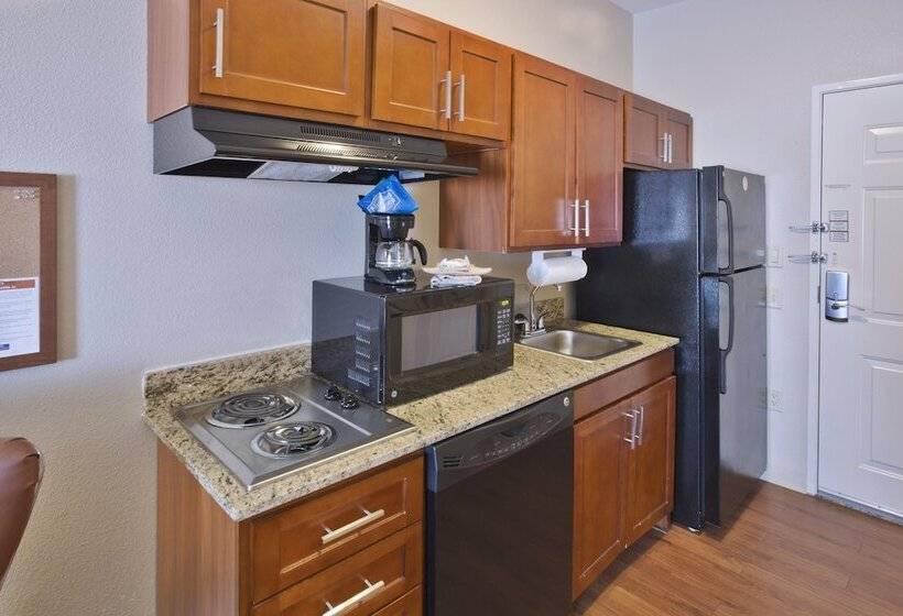 Студия Стандарт, Candlewood Suites Fort Stockton, An Ihg