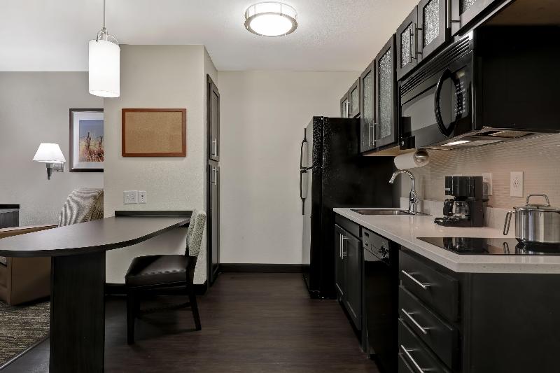 Люкс, Candlewood Suites Indianapolis   South, An Ihg
