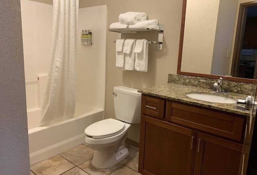 سوییت, Candlewood Suites Jonesboro, An Ihg