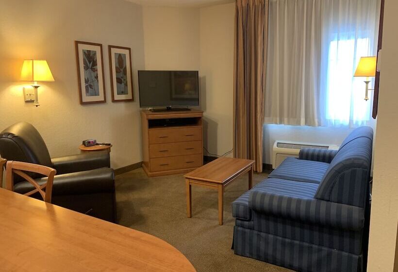 استودیوی استاندارد, Candlewood Suites Jonesboro, An Ihg