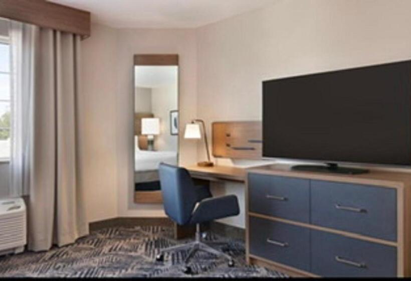 Студия Стандарт, Candlewood Suites Mount Pleasant, An Ihg