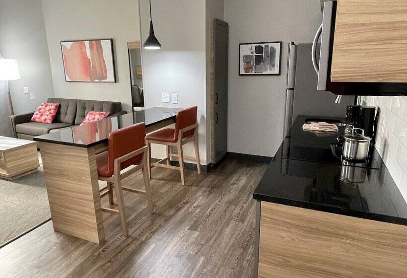 سوییت, Candlewood Suites Tuscaloosa, An Ihg